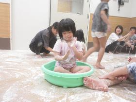 片栗粉遊び1