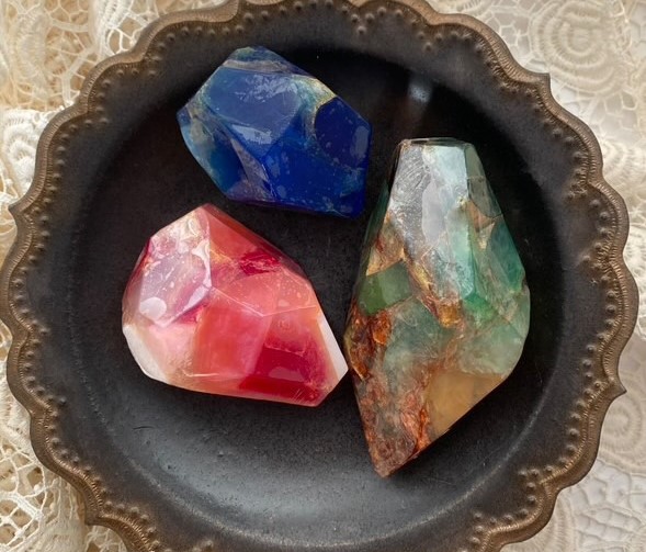 宝石せっけんを作ろう写真２