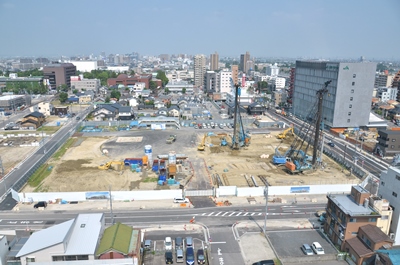 150730中心市街地拠点施設建設風景