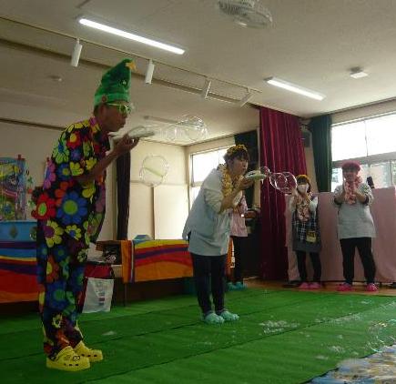 えのこサンダルシャボン玉