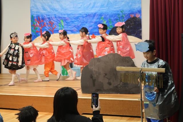 えのこぶどうスイミー