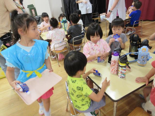 錦保アイス2