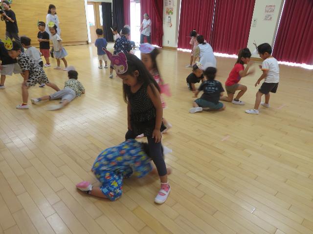 安保幼盆踊り会3