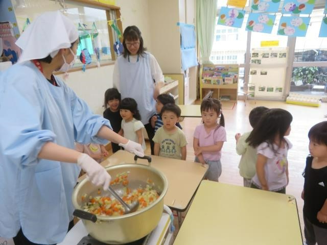 安保カレー4