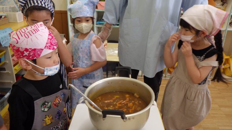 二本木カレー煮込み
