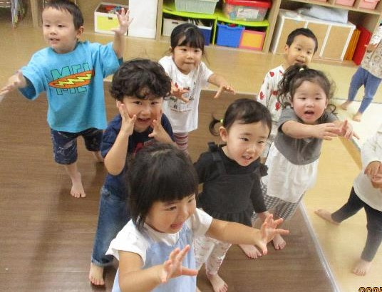 おばけ体操作野