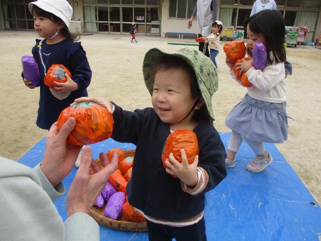 安保低年齢児秋の遠足4