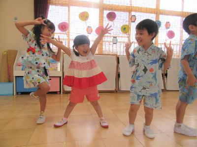 東こポーズ