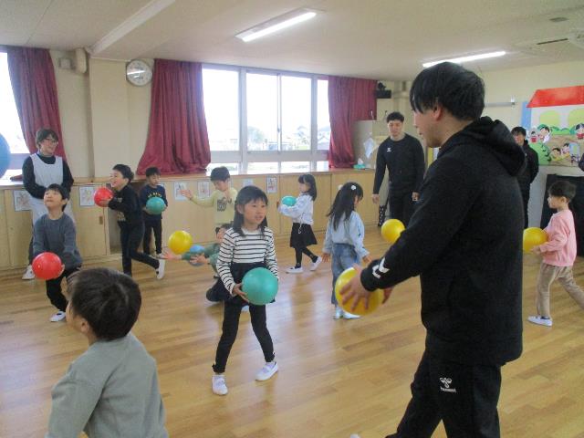 捕まえる城ケ入