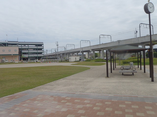 駅前2