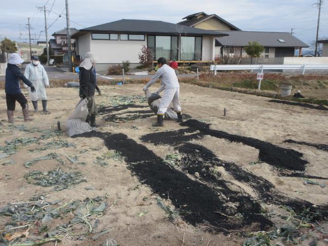 r80128もみ殻燻炭1