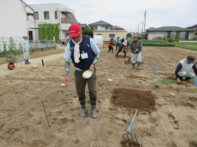 r80902元肥粗起こし1